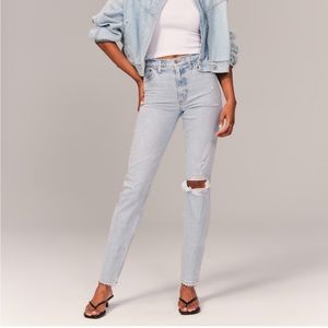 NWT Abercrombie & Fitch Mom Jeans
